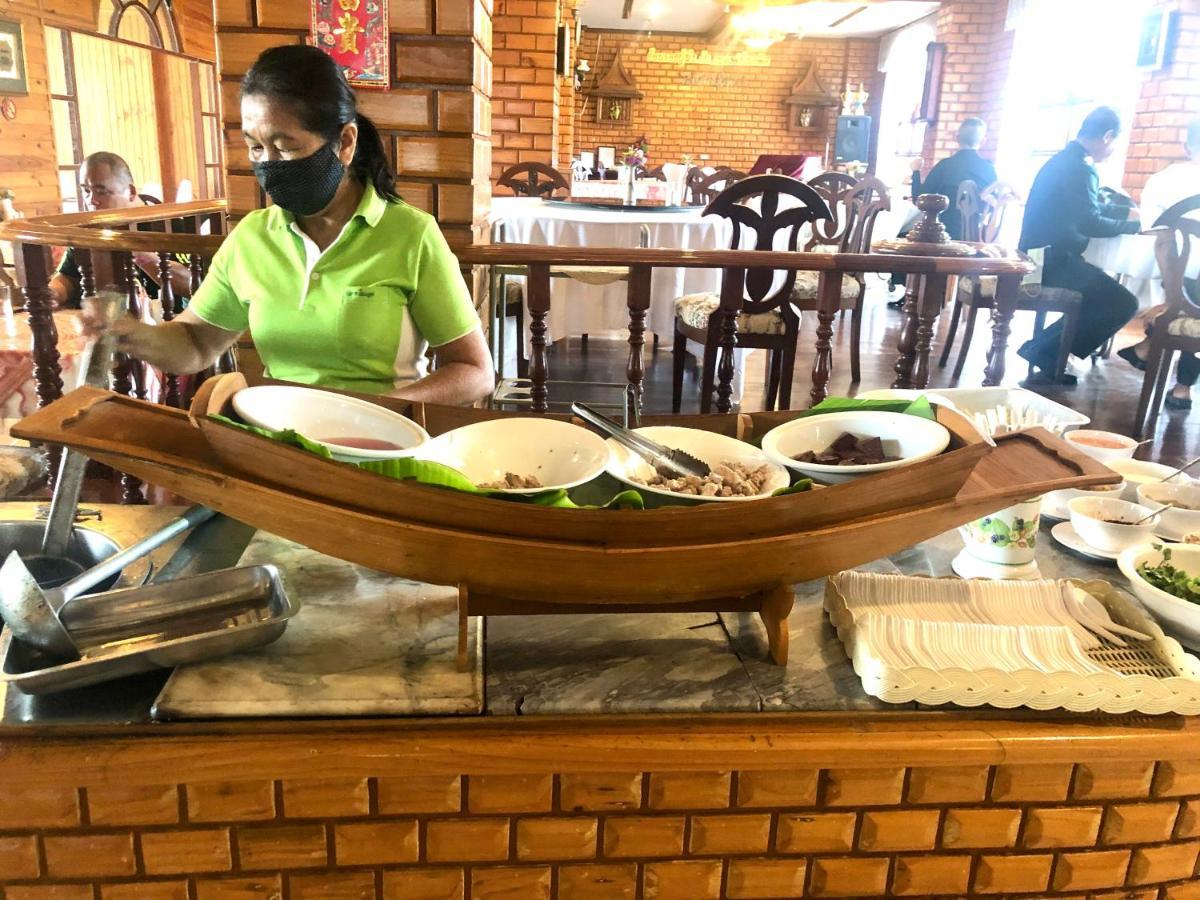 Hermitage Hotel Korat-Sha Nakhonratchasima Exteriör bild