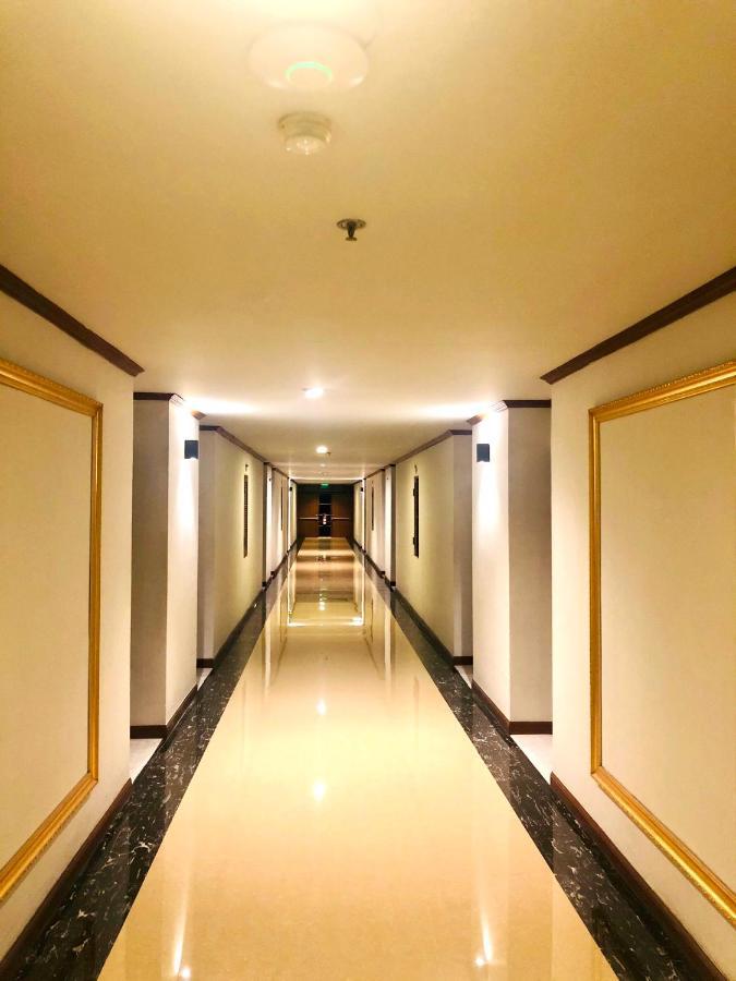 Hermitage Hotel Korat-Sha Nakhonratchasima Exteriör bild