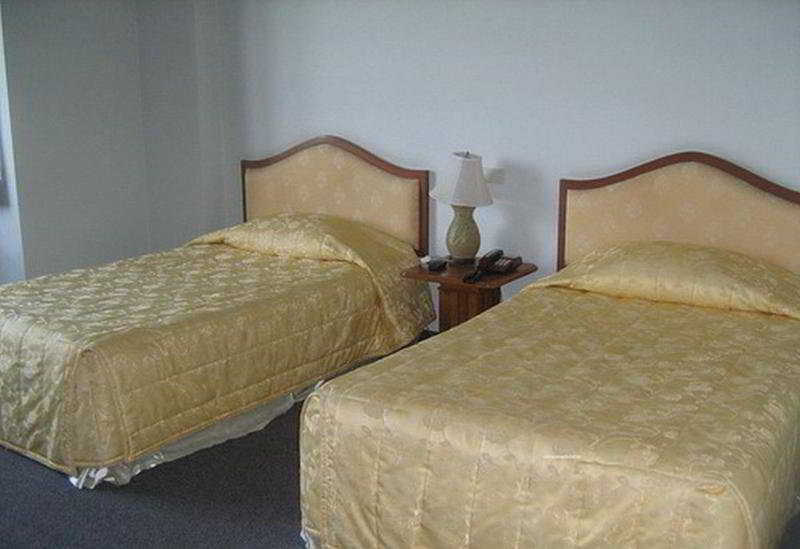 Hermitage Hotel Korat-Sha Nakhonratchasima Exteriör bild