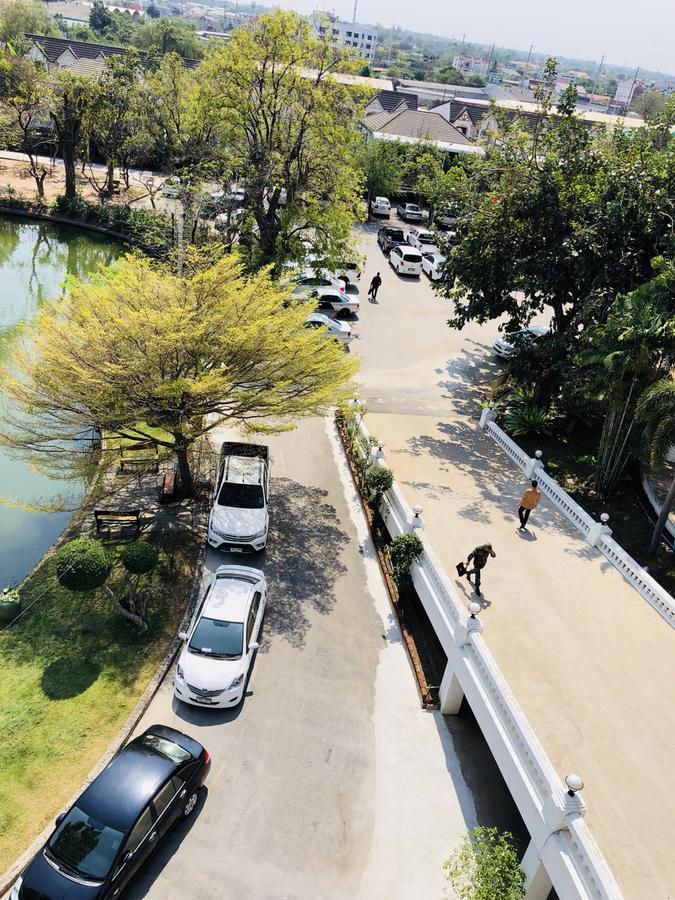 Hermitage Hotel Korat-Sha Nakhonratchasima Exteriör bild